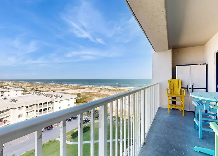 Holiday home Snowbird-friendly With Wifi On-site Pools Hot Tub Golf & Tennis
