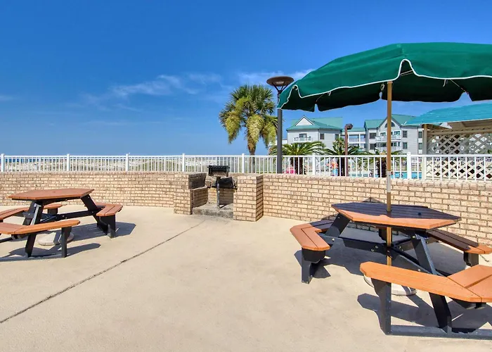 Snowbird-friendly With Wifi On-site Pools Hot Tub Golf & Tennis Holiday home Gulf Shores