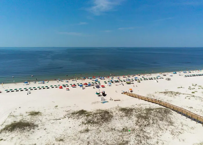 Snowbird-friendly With Wifi On-site Pools Hot Tub Golf & Tennis